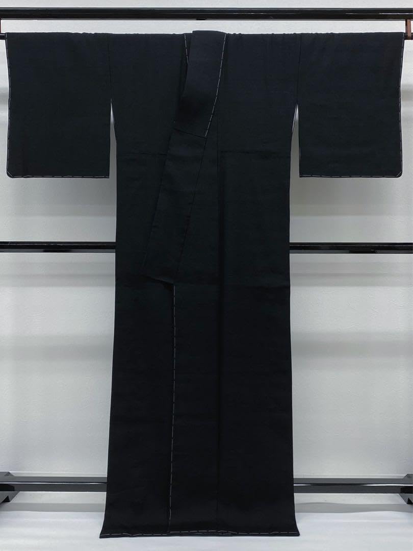 重要無形文化財指定 本場結城紬 無地 正絹 躾糸付き 証紙付き 黒色 重要無形文化財指定 本場結城紬 無地 正絹 躾糸付き 証紙付き 黒色
